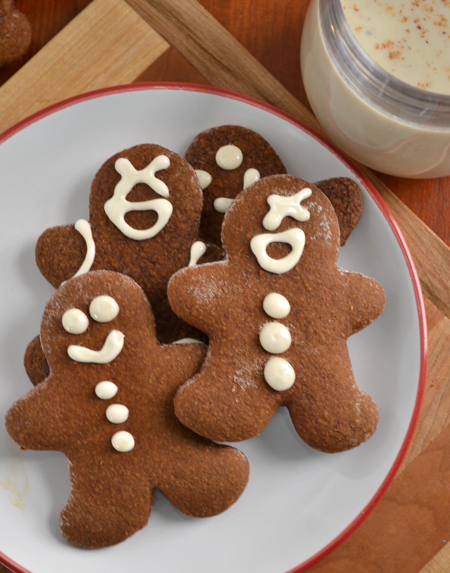 Whole Wheat Gingerbread Men | Easy Wholesome