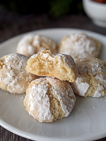 Italian Almond Cookies | Food Doodles