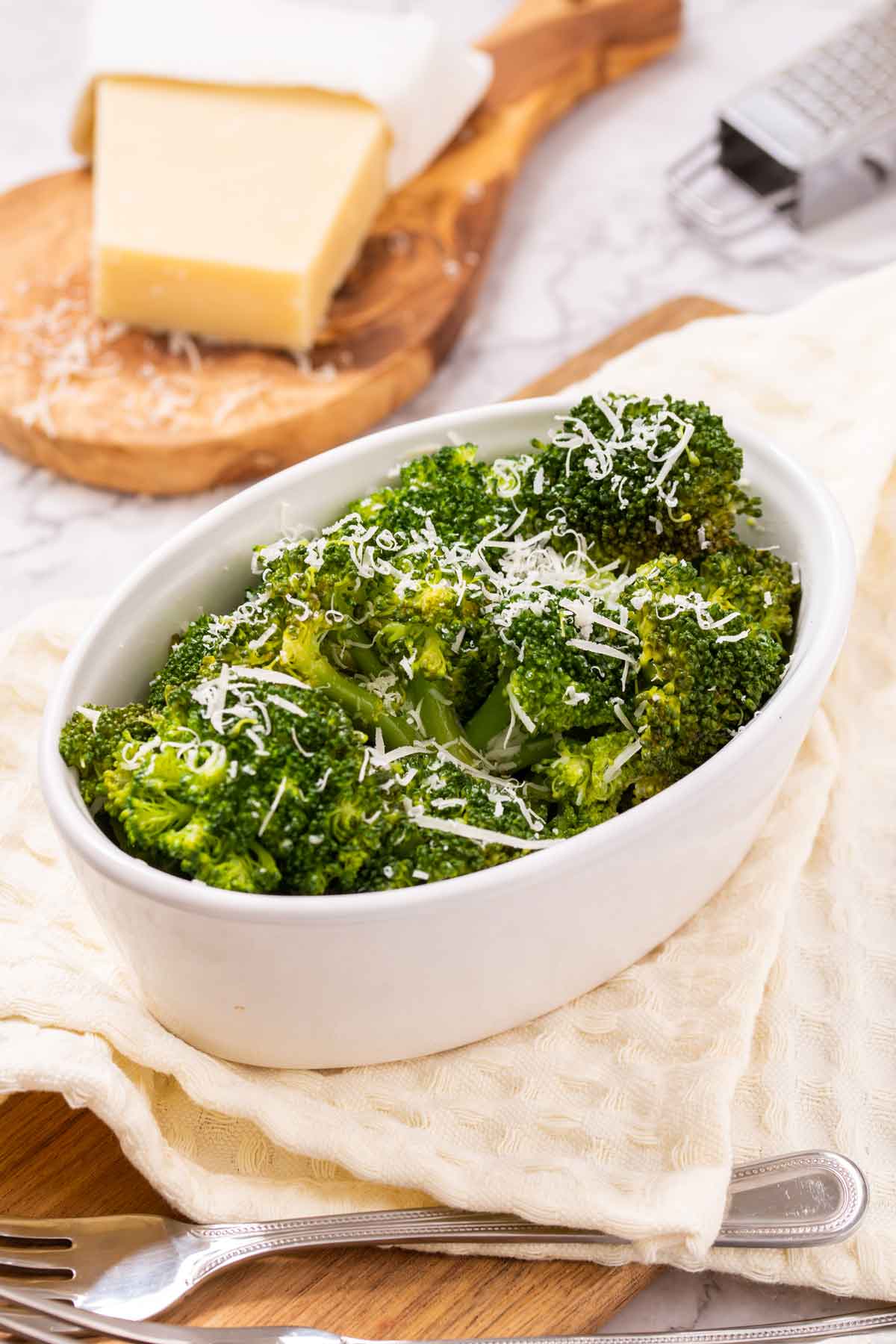 Instant Pot Broccoli | Easy Wholesome